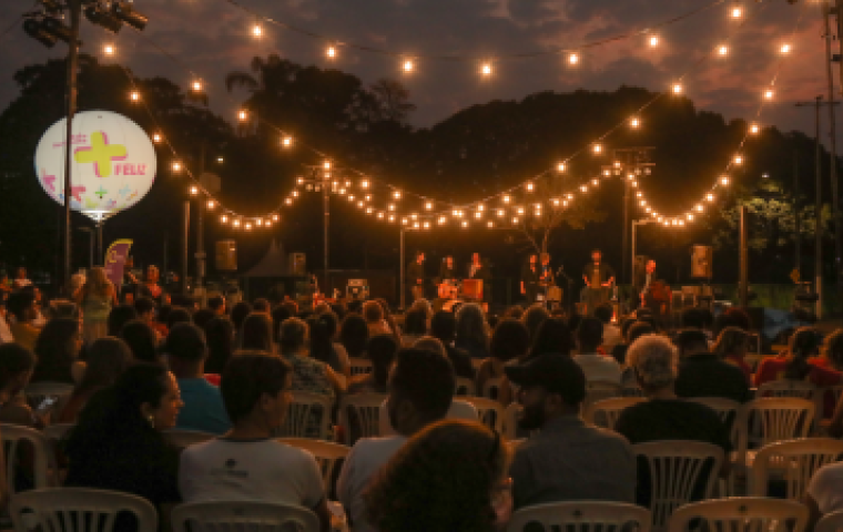 Foto: Veronica Manevy DE TEMPO SOMOS – Um sarau do Grupo Galpão