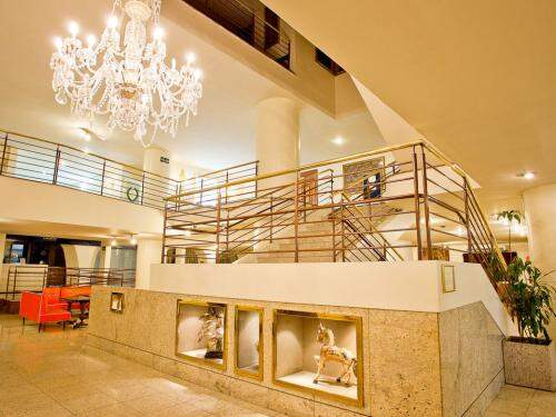 Dayrell Hotel & Centro de Convenções - Escadaria
